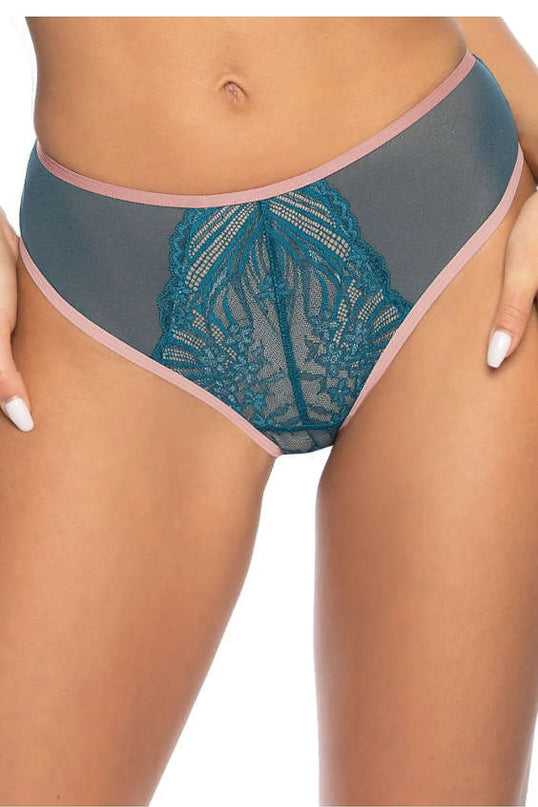 Culotte Sybilla en dentelle turquoise délicate avec des détails rose clair, mettant en valeur les formes féminines. Élégante et parfaitement ajustée au corps, idéale pour un look raffiné et séduisant.