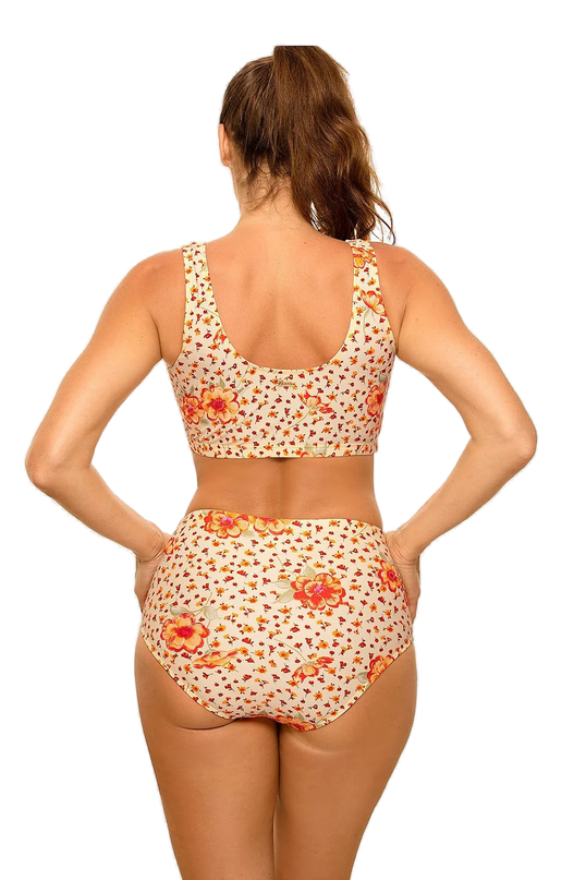 Maillot de bain deux pièces au style sportif, motif floral coloré, dos du haut en forme de top élastique sans baleines et slip taille haute, en tissu italien Carvico Tessuti, parfait pour sublimer le bronzage.